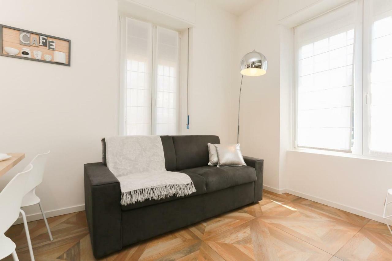 The Best Rent - Modern Apartment Near Bocconi University Milan Luaran gambar